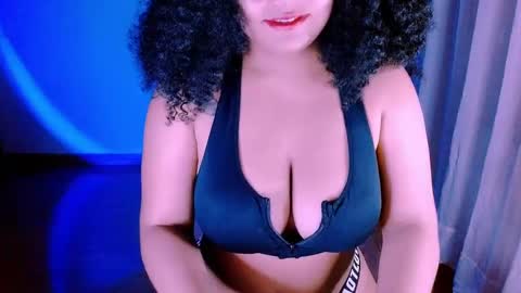 Snapshot of alejandra_conde chatting on March 11, 2025, 1:37 am Alejandra online show from March 11, 2025, 1:37 am
