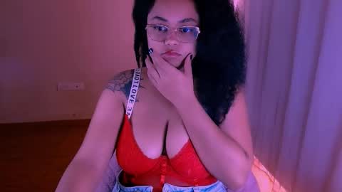 Snapshot of alejandra_conde chatting on December 2, 2025, 3:18 pm Alejandra online show from December 2, 2025, 3:18 pm