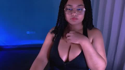 Snapshot of alejandra_conde chatting on December 21, 2025, 3:24 am Alejandra online show from December 21, 2025, 3:24 am