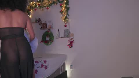 Snapshot of alejandra_kiss98 chatting on December 10, 2024, 3:20 am O.F alejandra h1998 stream 300 pm - 1100 pm online show from December 10, 2024, 3:20 am