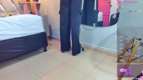 Snapshot of alejandra_martinss chatting on November 25, 2025, 3:06 am alejandra martins online show from November 25, 2025, 3:06 am