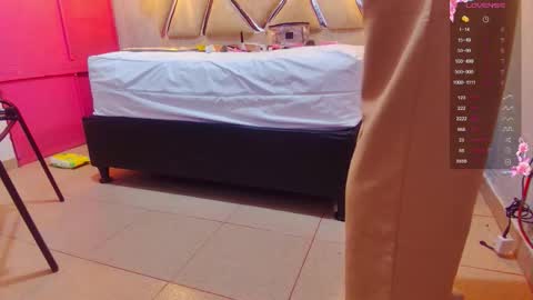 Snapshot of alejandra_martinss chatting on November 27, 2025, 12:13 am alejandra martins online show from November 27, 2025, 12:13 am