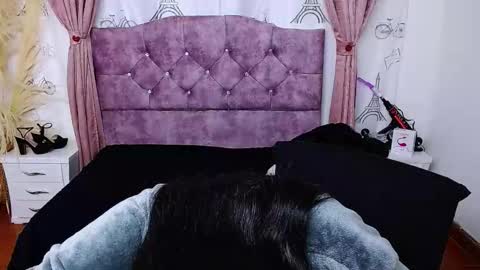 ALEJANDRA online show from October 23, 2025, 11:09 am