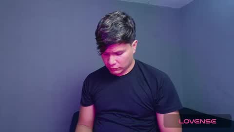 Alejandro G online show from October 27, 2025, 3:21 am