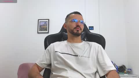 Snapshot of alejandroo_7 chatting on January 6, 2026, 4:11 pm alejandroo_7 online show from January 6, 2026, 4:11 pm