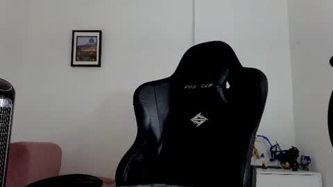 Snapshot of alejandroo_7 chatting on July 20, 2026, 8:55 pm alejandroo_7 online show from July 20, 2026, 8:55 pm