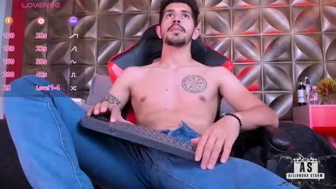 Snapshot of alejandrostorm chatting on February 20, 2025, 5:55 am Alejo online show from February 20, 2025, 5:55 am