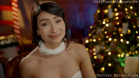 Alejandra online show from December 9, 2024, 2:02 am