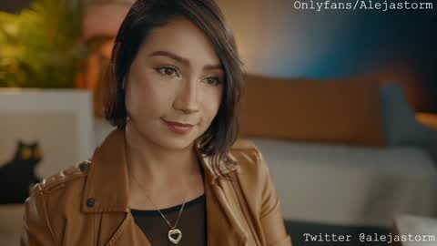 Alejandra online show from February 1, 2025, 2:37 am