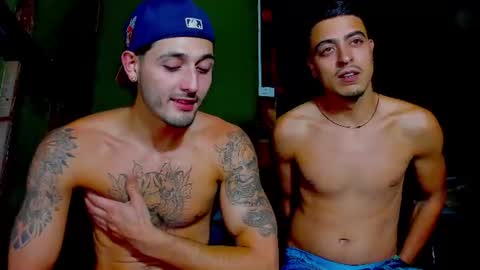alejo_323__ online show from June 25, 2026, 5:12 am