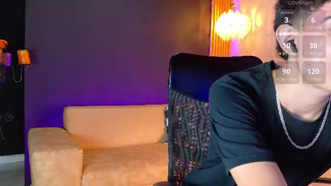 alejo_gray1 online show from June 27, 2026, 2:01 pm