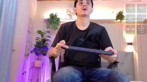 alejo_gray1 online show from July 9, 2026, 4:27 am