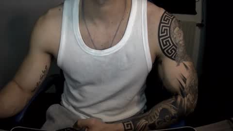 Snapshot of alejoduarte16 chatting on December 17, 2025, 5:19 pm alejoduarte16 online show from December 17, 2025, 5:19 pm