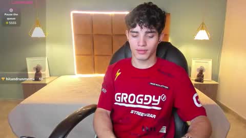 ALejoo Saenz online show from November 12, 2025, 2:45 am