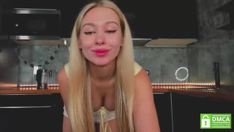 Snapshot of aleksa_cutie chatting on March 10, 2026, 11:37 am Next stream - 2 dec - online show from March 10, 2026, 11:37 am