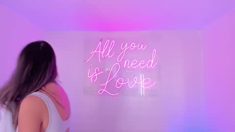 Snapshot of aleksandra_miller chatting on December 14, 2025, 12:32 pm Aleksandra online show from December 14, 2025, 12:32 pm