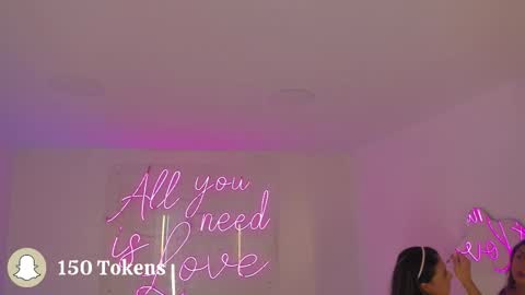 Snapshot of aleksandra_miller chatting on December 18, 2025, 12:22 pm Aleksandra online show from December 18, 2025, 12:22 pm