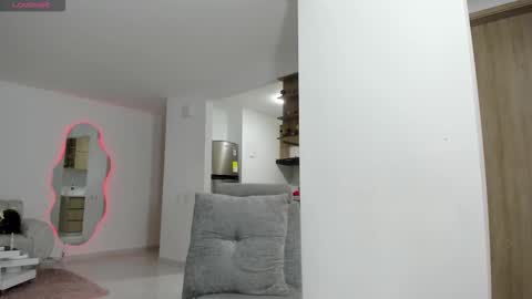 Snapshot of alesiacooper chatting on March 10, 2026, 1:21 am alesia online show from March 10, 2026, 1:21 am