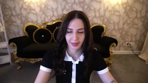 alesiadessmond online show from July 14, 2026, 6:57 pm