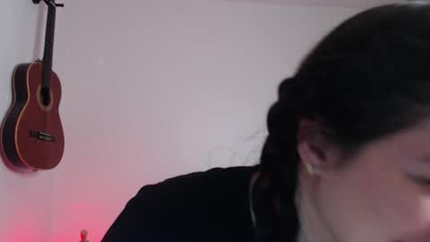 Snapshot of aleska_bell69 chatting on February 3, 2026, 11:32 pm Aleska online show from February 3, 2026, 11:32 pm