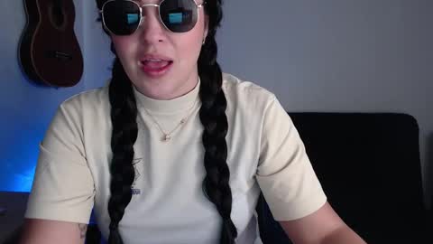 Snapshot of aleska_bell69 chatting on February 26, 2026, 4:06 pm Aleska online show from February 26, 2026, 4:06 pm