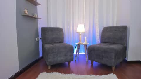Snapshot of aleska_winter chatting on March 6, 2025, 8:37 pm Aleska Winter online show from March 6, 2025, 8:37 pm