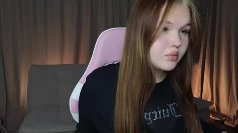 aleskasage online show from June 3, 2026, 7:11 am