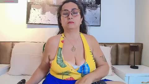 Alessandra online show from April 14, 2026, 12:00 pm