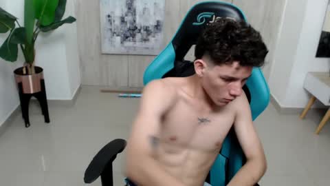 Snapshot of alessandrith104266 chatting on December 26, 2024, 2:33 am alessandrith104266 online show from December 26, 2024, 2:33 am