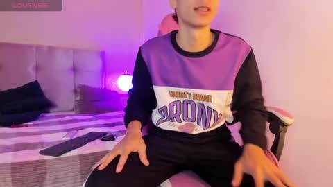 Snapshot of alessandro_dybala chatting on February 18, 2025, 11:44 am Alessandro Dybala online show from February 18, 2025, 11:44 am