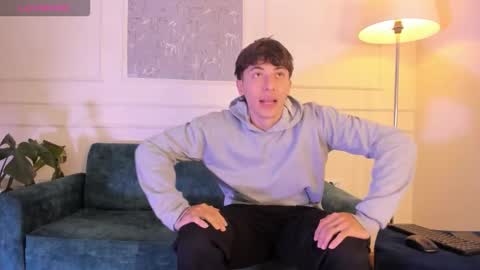 Snapshot of alessandro_dybala chatting on November 4, 2025, 12:04 pm Alessandro Dybala online show from November 4, 2025, 12:04 pm