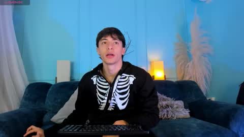 Snapshot of alessandro_dybala chatting on November 26, 2025, 12:39 pm Alessandro Dybala online show from November 26, 2025, 12:39 pm