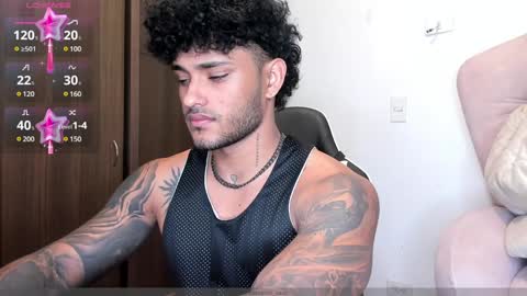 Snapshot of alessandro_vanni chatting on December 7, 2024, 12:08 am Alessandro Vanni online show from December 7, 2024, 12:08 am