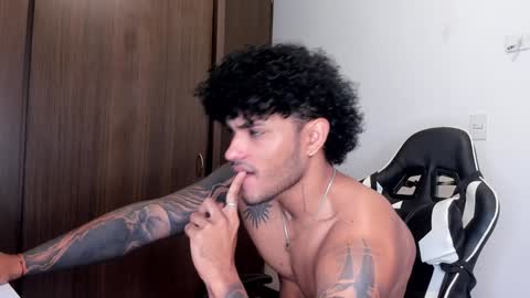 Snapshot of alessandro_vanni chatting on January 18, 2025, 3:27 pm Alessandro Vanni online show from January 18, 2025, 3:27 pm