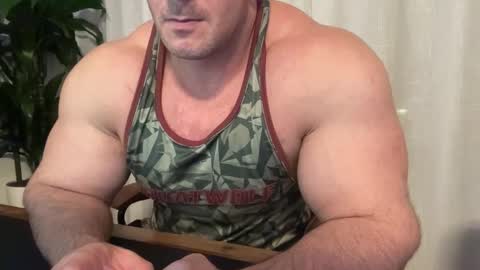 Snapshot of alessandrobuilder chatting on October 14, 2025, 7:36 pm Alessandrobuilder online show from October 14, 2025, 7:36 pm