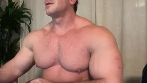 Snapshot of alessandrobuilder chatting on November 23, 2025, 4:18 pm Alessandrobuilder online show from November 23, 2025, 4:18 pm