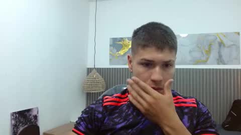 Snapshot of alessandrofranco chatting on March 12, 2026, 2:01 pm Alessandro Franco online show from March 12, 2026, 2:01 pm