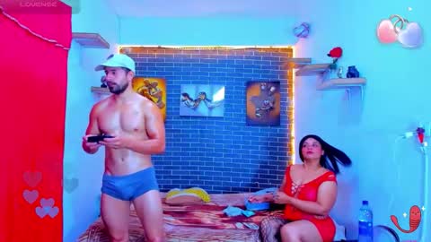 alessandroyleonora online show from February 5, 2026, 10:53 am