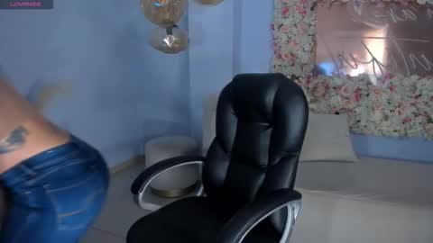 ALESSA ROMERO  online show from February 23, 2026, 7:55 pm