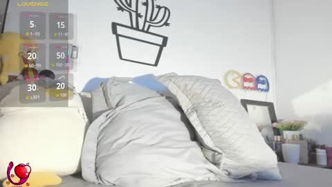 Snapshot of alessia28__ chatting on November 26, 2025, 11:00 am Alessia online show from November 26, 2025, 11:00 am