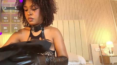 Alejandra  online show from March 25, 2026, 12:00 pm