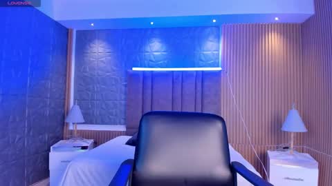 Snapshot of alessia_taylorr chatting on November 6, 2025, 12:06 pm Alessia Everyday From 0530 to 1430 Col Time online show from November 6, 2025, 12:06 pm