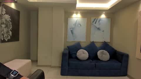 Snapshot of alessiacorleone_ chatting on January 7, 2026, 8:11 pm Alessia online show from January 7, 2026, 8:11 pm