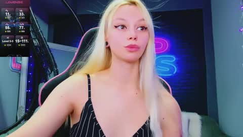 Snapshot of alessiacroft chatting on March 7, 2026, 5:15 am alessiacroft online show from March 7, 2026, 5:15 am