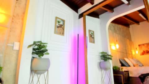 Alessia online show from February 6, 2025, 10:04 am