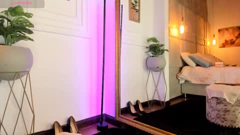 Alessia online show from February 25, 2025, 7:09 am