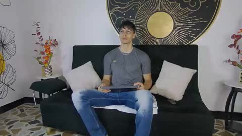 Alessio online show from November 10, 2025, 12:26 pm