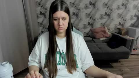 Aletta Oushen online show from March 14, 2026, 1:05 pm