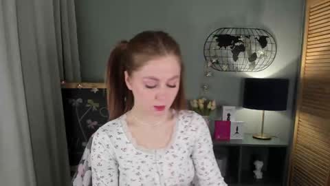 alettablacck online show from November 22, 2025, 1:15 am