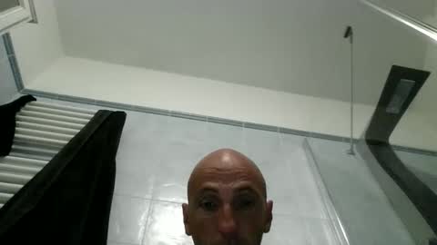 Snapshot of alex120475 chatting on April 5, 2026, 9:01 pm alex120475 online show from April 5, 2026, 9:01 pm